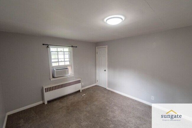 Building Photo - 7023 Deerfield Rd