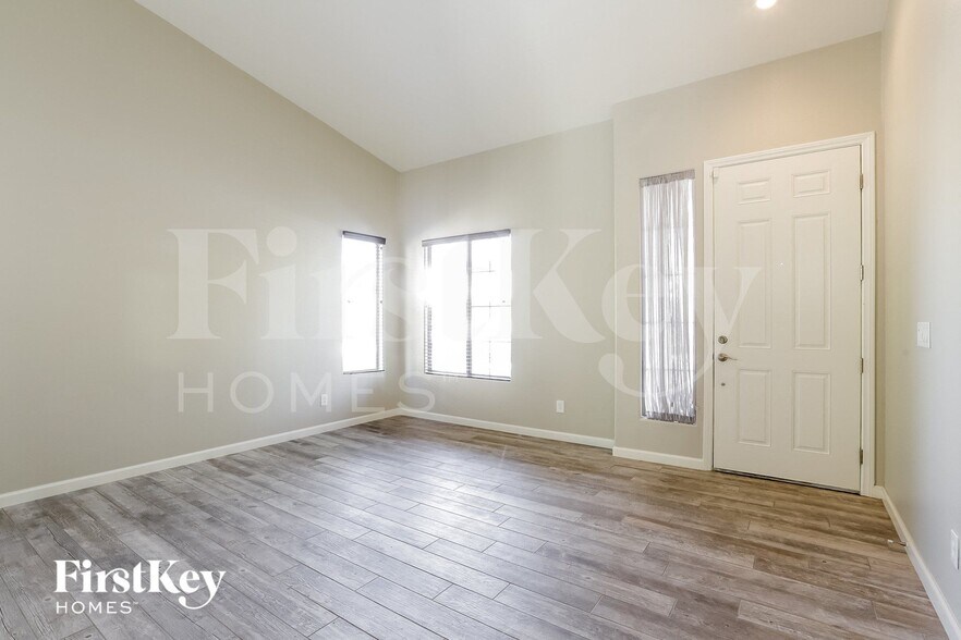 Building Photo - 3037 Winter Sunset Ave