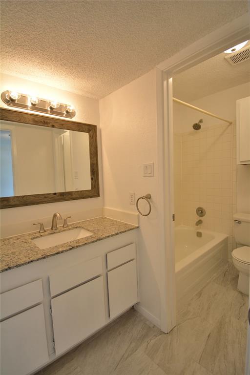 Building Photo - 1500 Bay Area Blvd