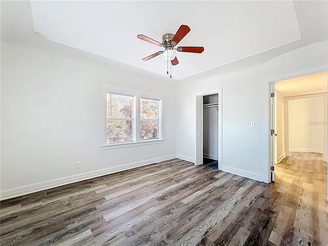 Building Photo - 944 18th Ave S