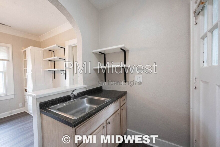 Building Photo - 3507 N Pennsylvania St