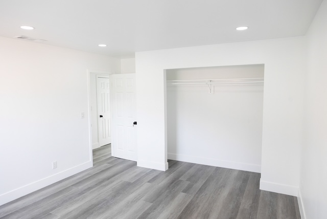 Building Photo - 53130 Avenida Mendoza