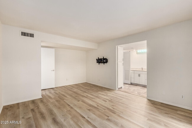 Building Photo - 7932 E Pecos Ln