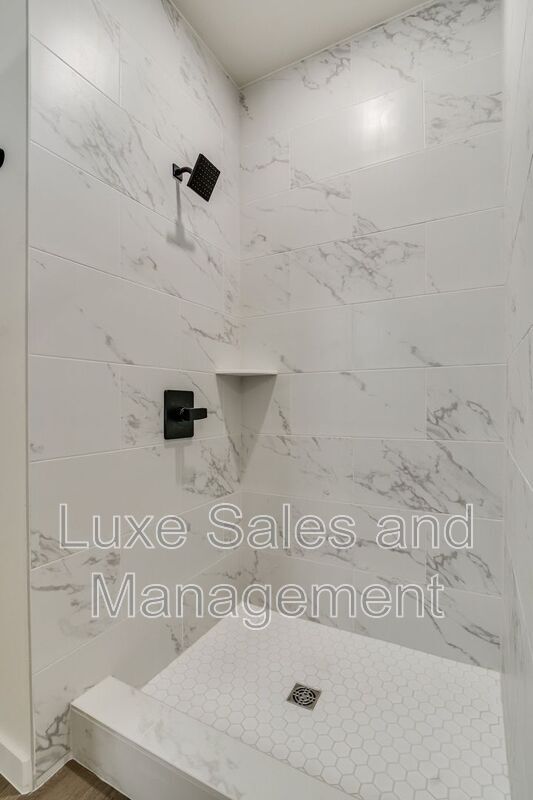 Building Photo - 8329 NW 163rd Ter