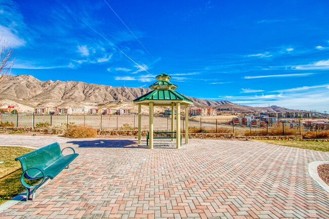 Building Photo - 328 Vin Almoradi Ct