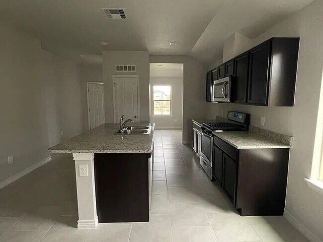 Building Photo - 2317 Restful Ln