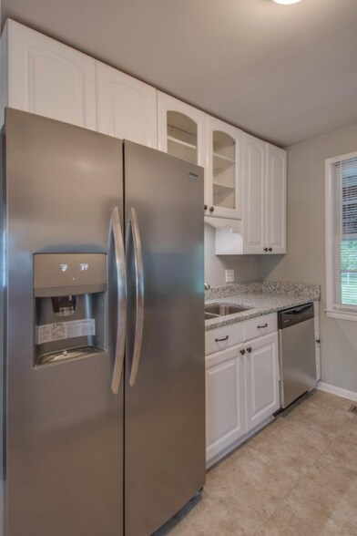 Building Photo - 5133 Raywood Ln