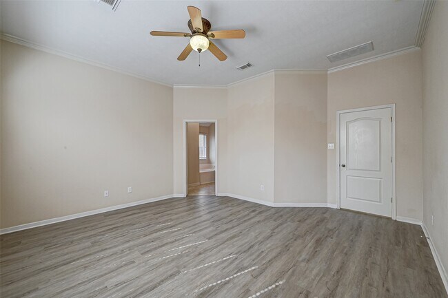 Building Photo - 6923 Grants Hollow Ln