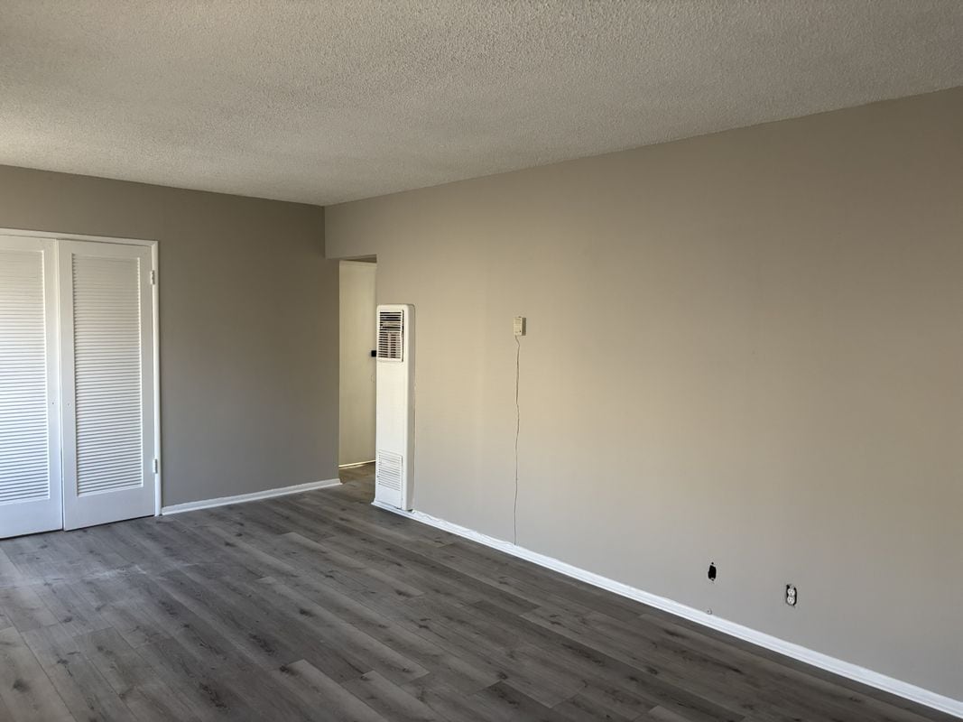 Building Photo - 636 Hardin Dr