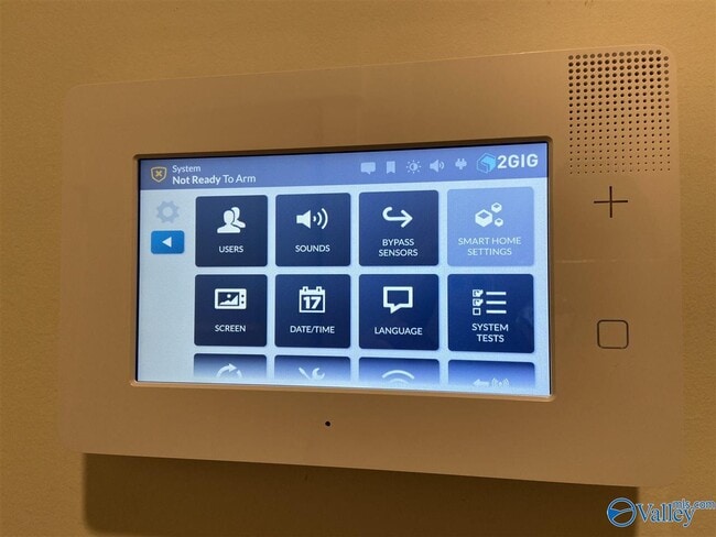 Building Photo - 440 Legend Oak Way SW