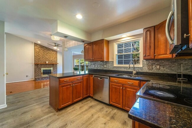 Building Photo - 3528 Turbridge Dr