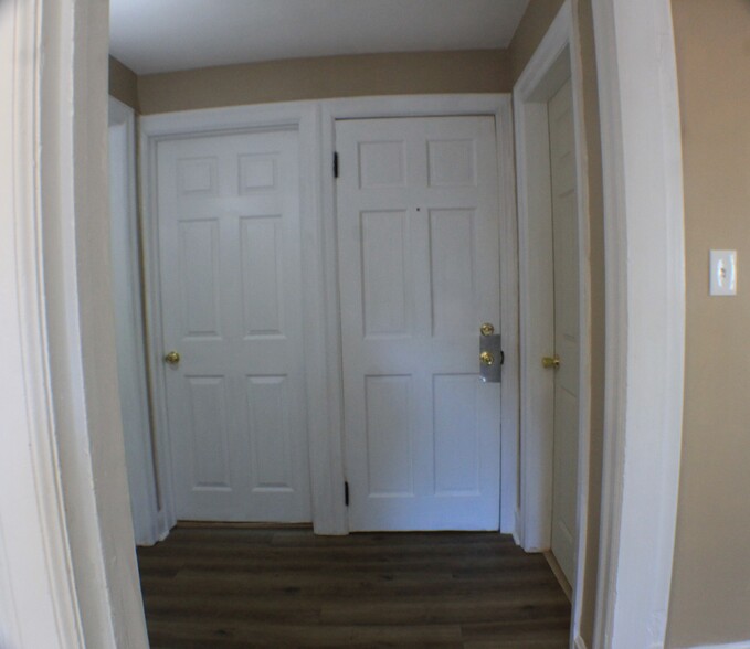 Entryway - 266 S Prospect St