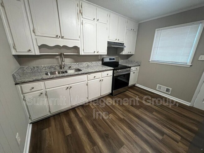 Building Photo - 8107 Cardav Ct SE