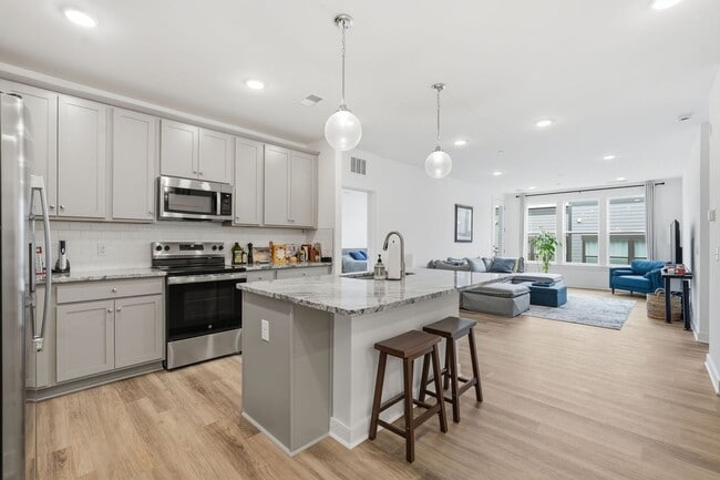 Building Photo - 21950 Garganey Ter