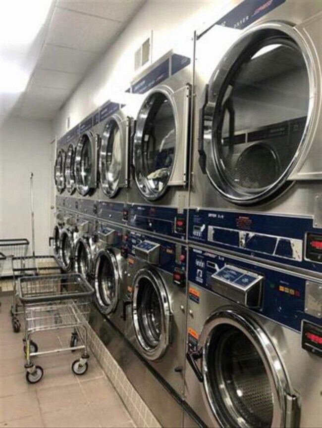 Building Photo - 270 Marin Blvd