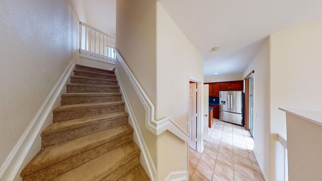 Building Photo - Modern Style Tri-Level Townhome 2BR/ 2.5BA...