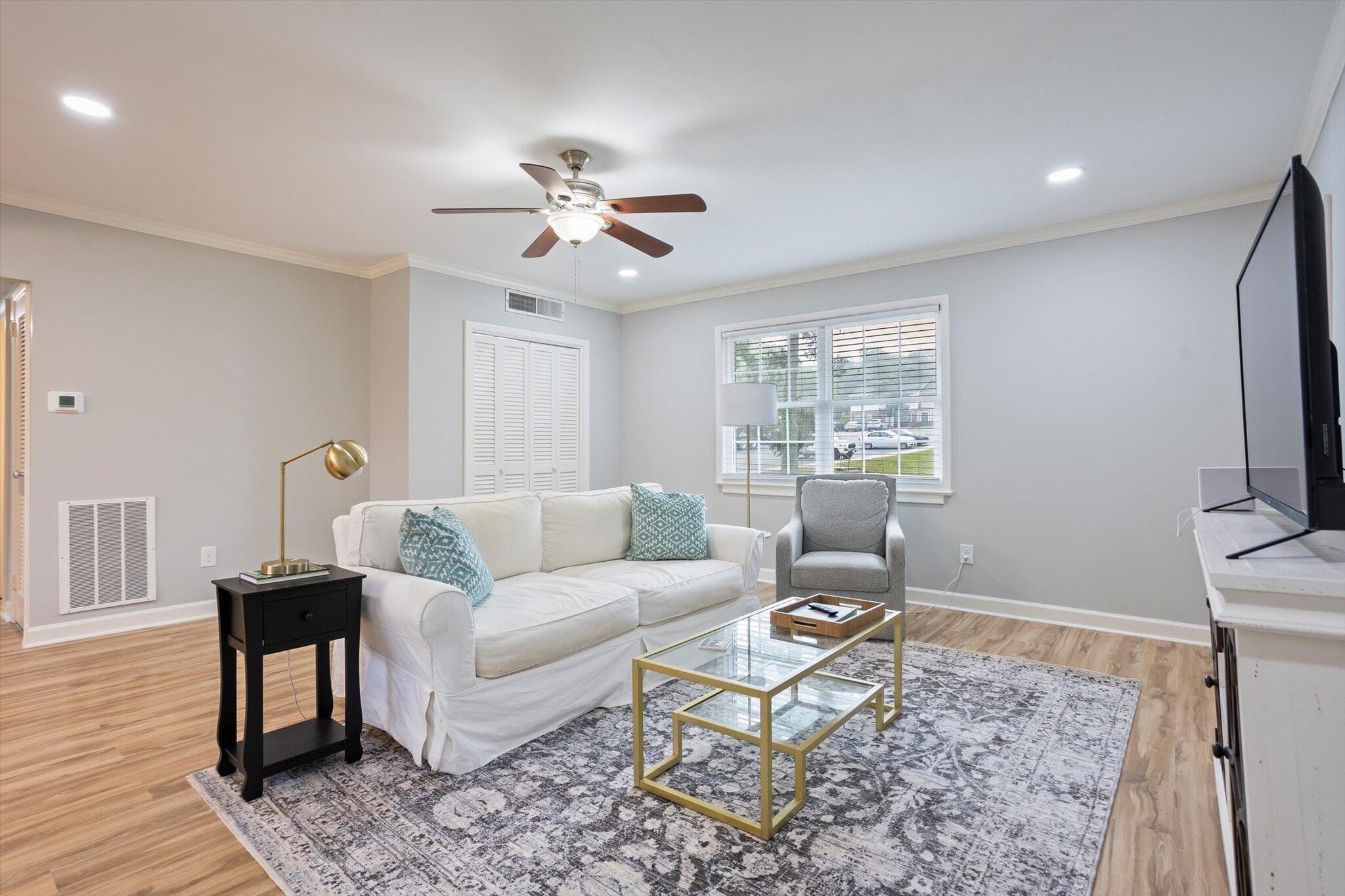 Building Photo - 2846 Walton Way