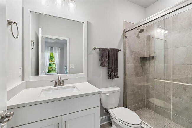 Building Photo - 213 S Albany Ave