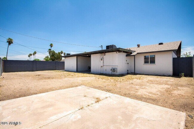 Building Photo - 3526 W Seldon Ln