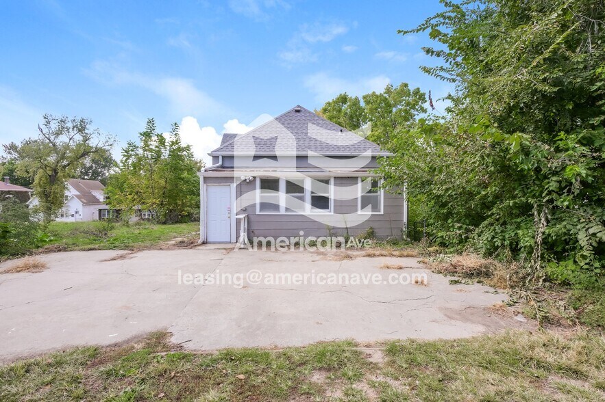 Building Photo - 709 N 41st Ave