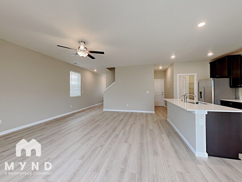 Building Photo - 15516 NE 72nd Way