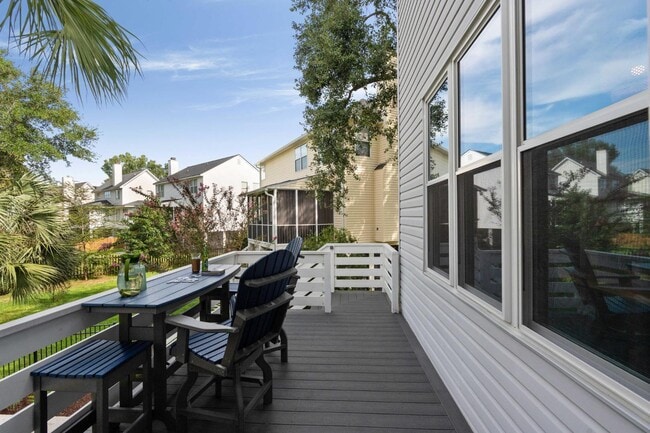 Building Photo - 1353 Black River Dr