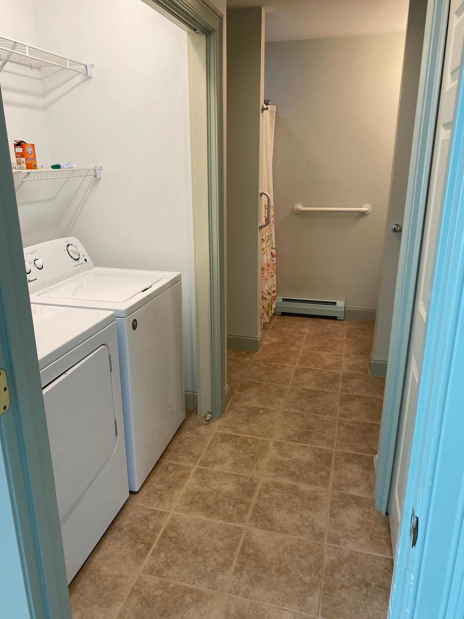 2nd Bath W/laundry - 6 Cormorant Pl