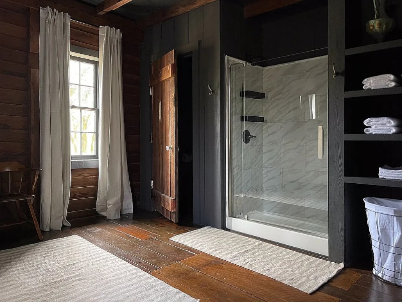 Building Photo - 5237 Meadows Mill Rd