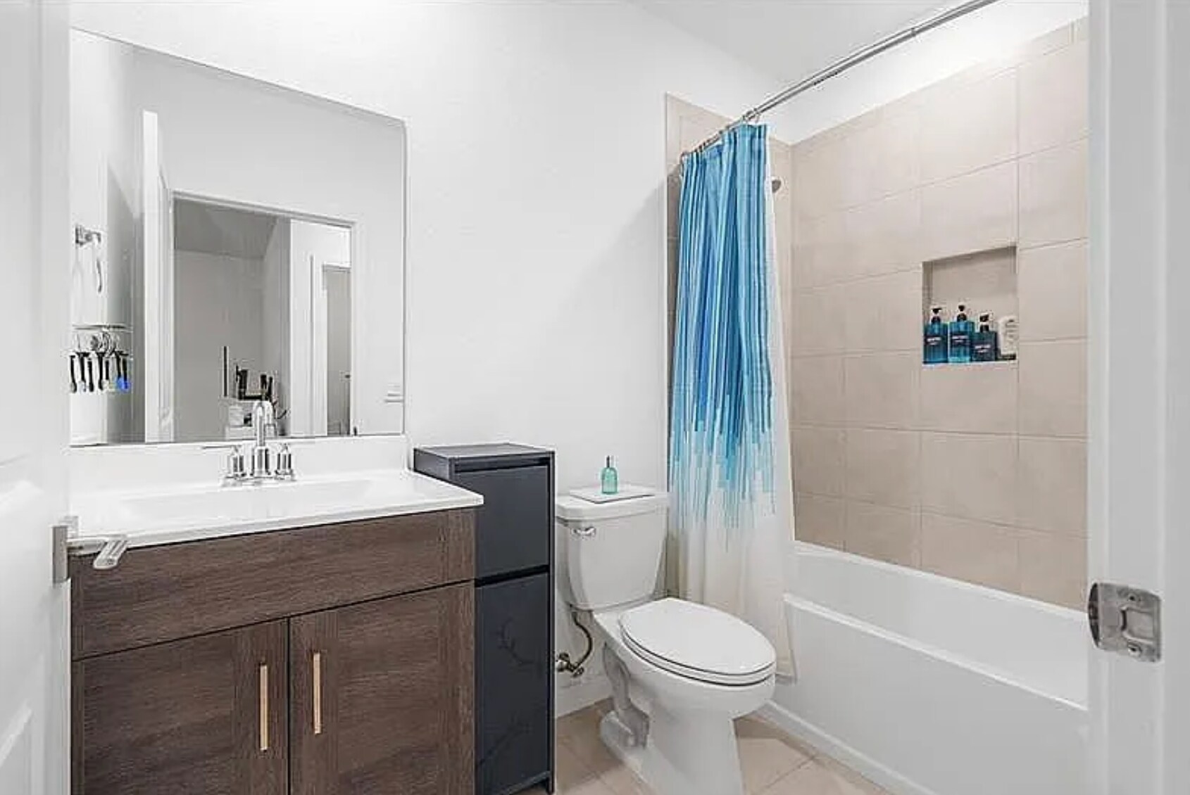 Building Photo - 531 NW 17th St