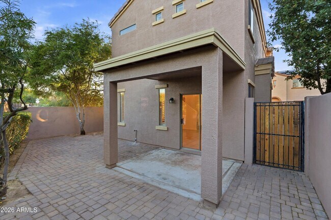 Building Photo - 7527 S 13th Pl
