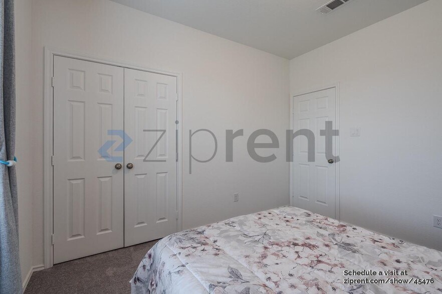 Building Photo - 3218 Longleaf Meadows Dr
