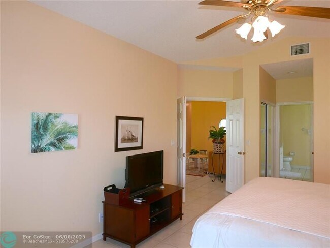 Building Photo - 7614 Colony Lake Dr