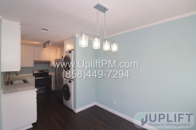 Building Photo - 12582 Caminito De La Gallarda