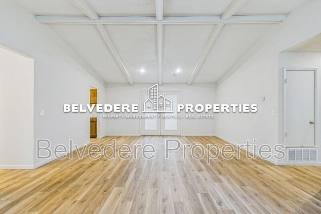 Building Photo - 6 Bellows Ct