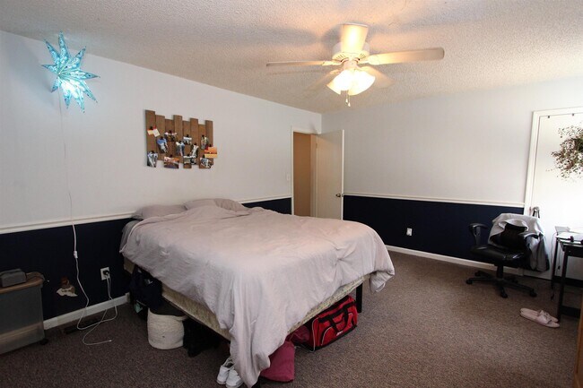 Building Photo - 2389 Gregory Dr