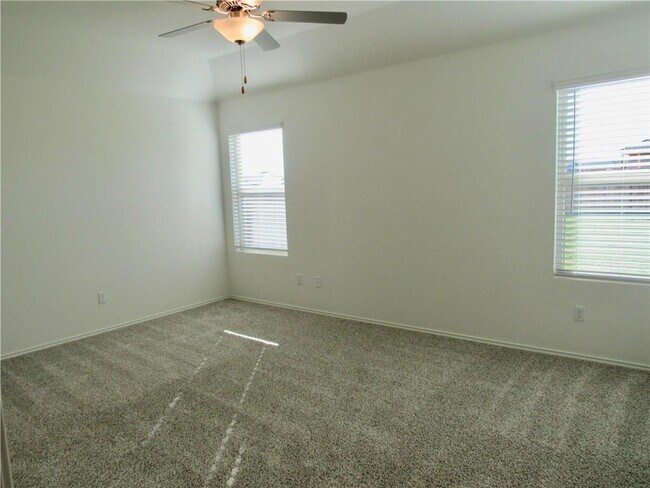 Building Photo - 1321 Chad Dr