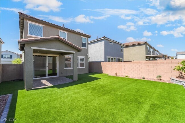 Building Photo - 4546 Swimming Minnow Ave
