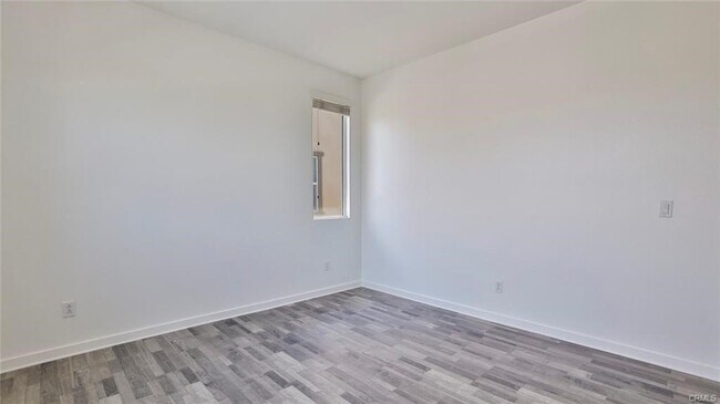 Building Photo - 2832 E Clementine Dr