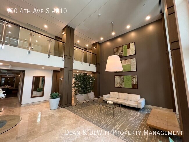 Building Photo - 400 4th Ave S