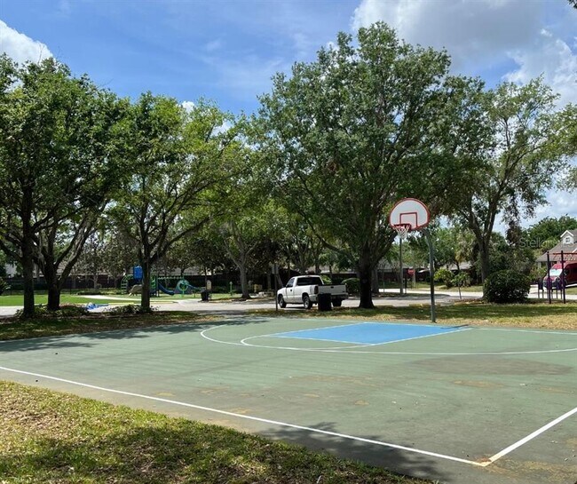 Building Photo - 5000 Anclote River St