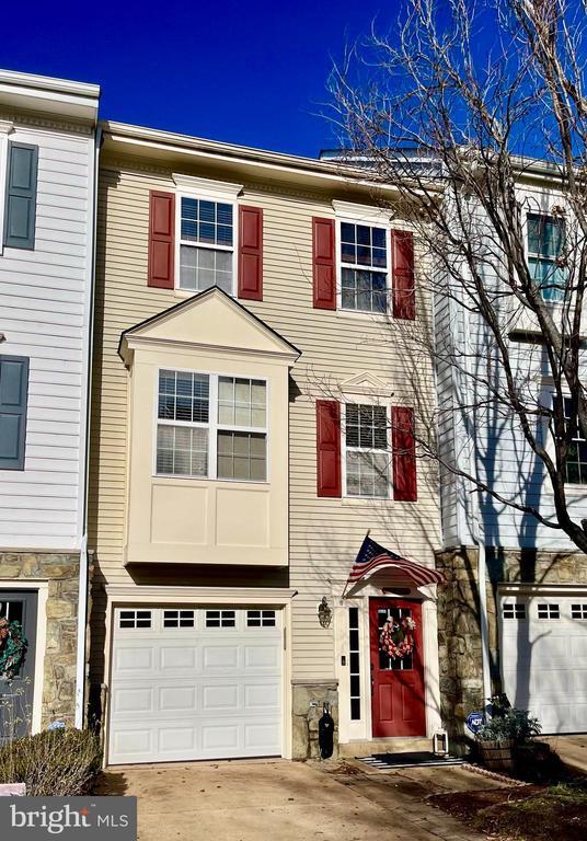 Building Photo - 3847 Watkins Mill Dr