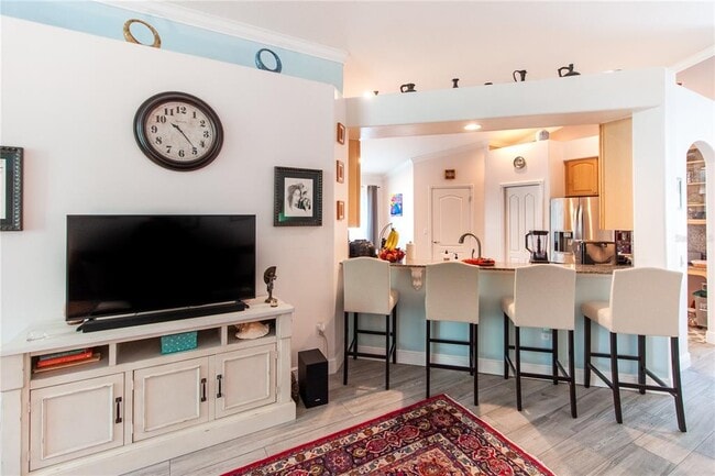 Building Photo - 16204 Nottingham Park Way