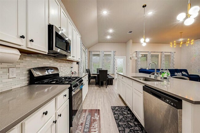 Building Photo - 4723 Great Acre Ln