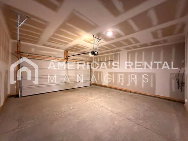 Building Photo - Coming Soon!! Available to View NOW!!!