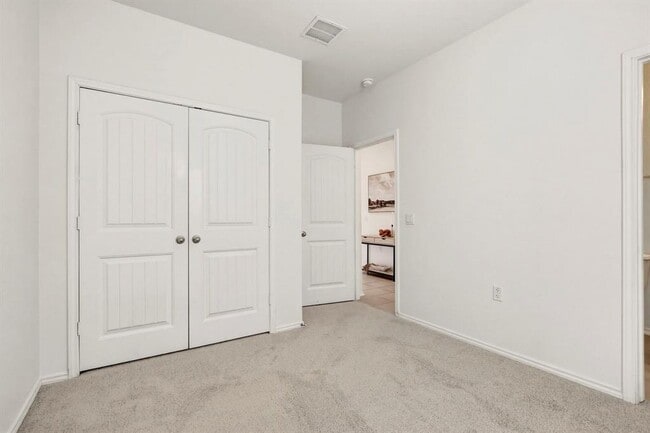 Building Photo - 12600 Anthology St