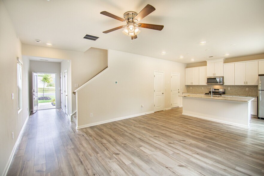 Building Photo - 1148 Harland St