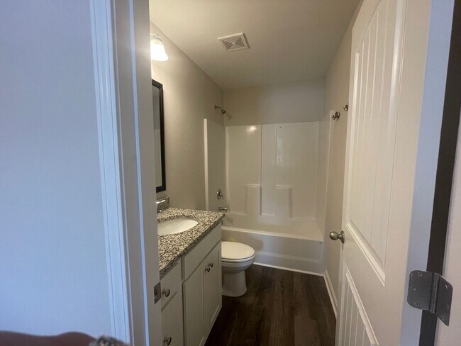 Building Photo - Brand New Townhome in Clemson, SC