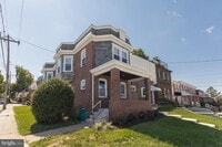 Building Photo - 1600 W 10th St