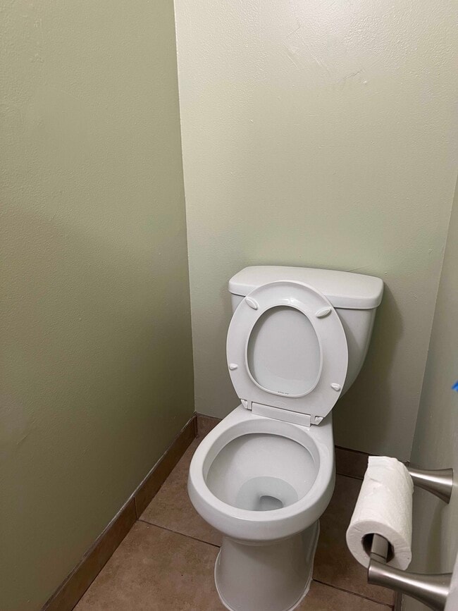 Building Photo - 2124 90th Ave