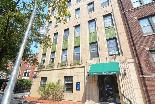 Building Photo - 3836 N Fremont St